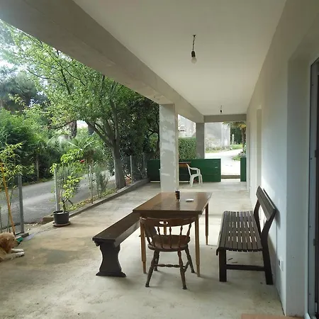 Silvana St Apartment
