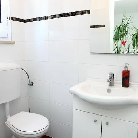 Apartment Silvana St Bašanija