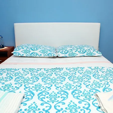 Silvana St Apartment Basanija
