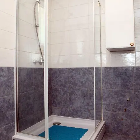 Silvana St Apartment